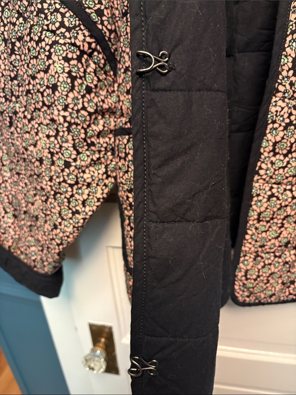 Free People Black Quilted Jacket with Pink Floral Print XL - Picture 3 of 5